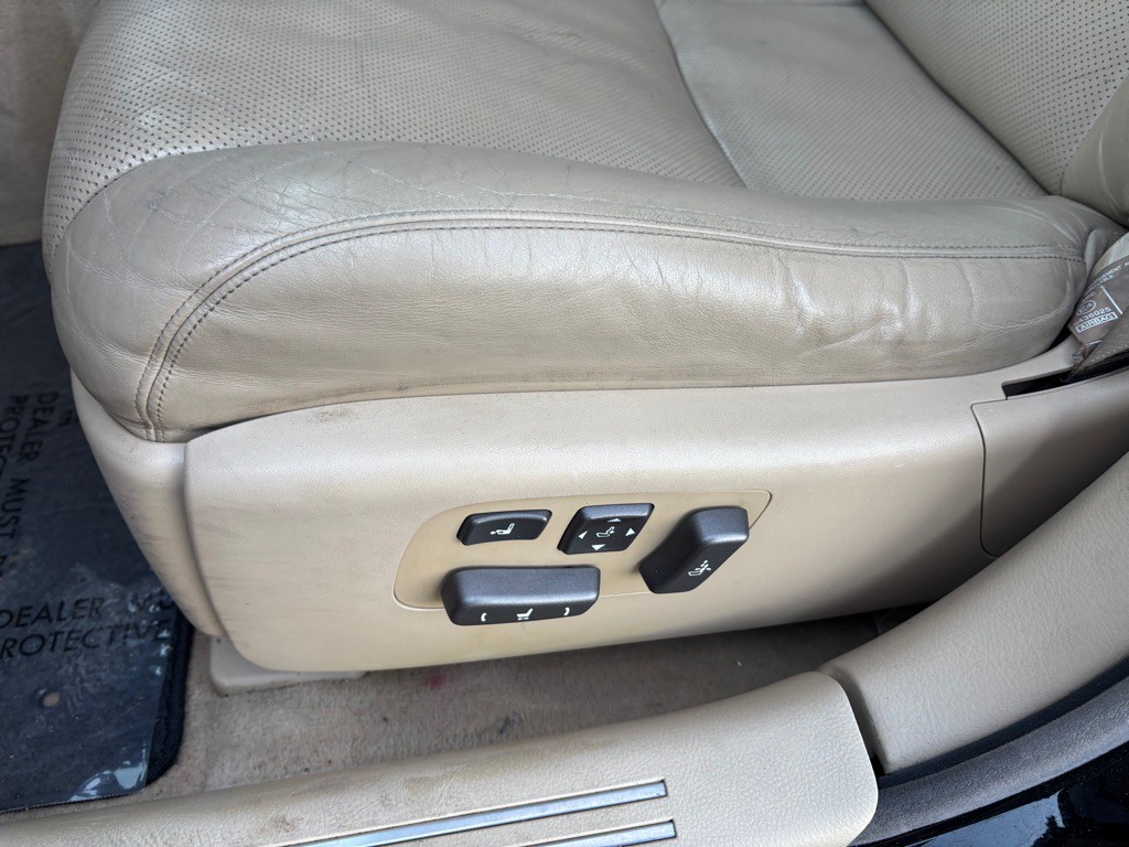 2008 Lexus LS Image 19