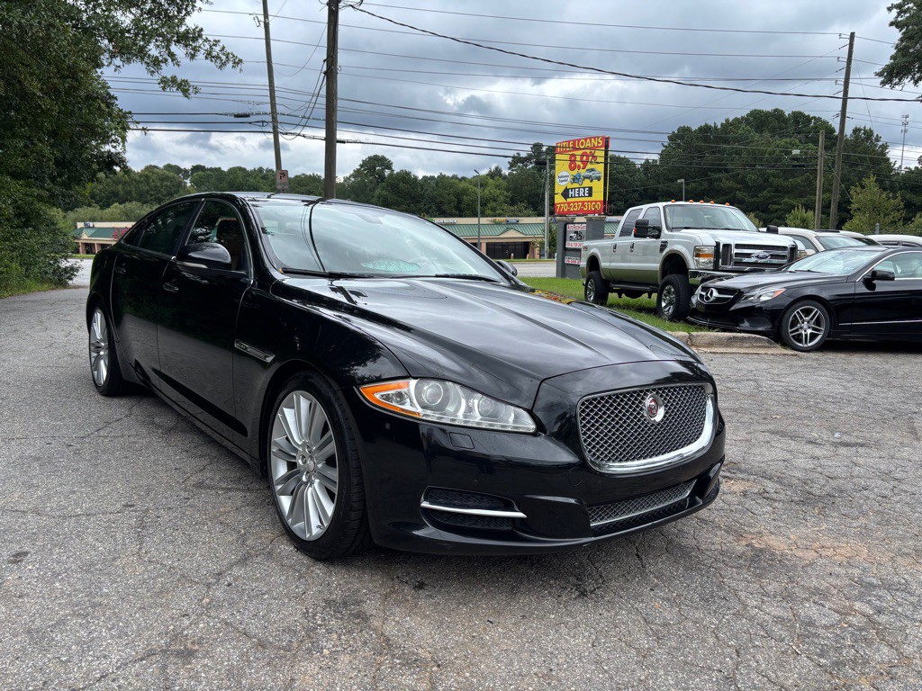 2015 Jaguar XJ Image 6