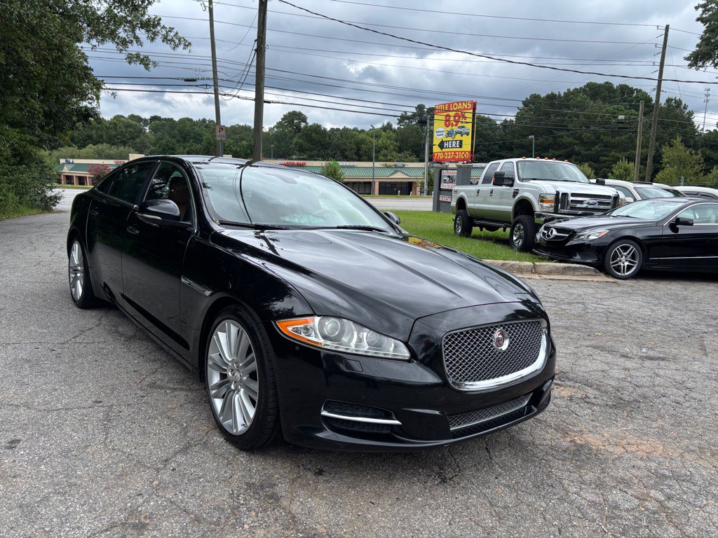 2015 Jaguar XJ Image 7