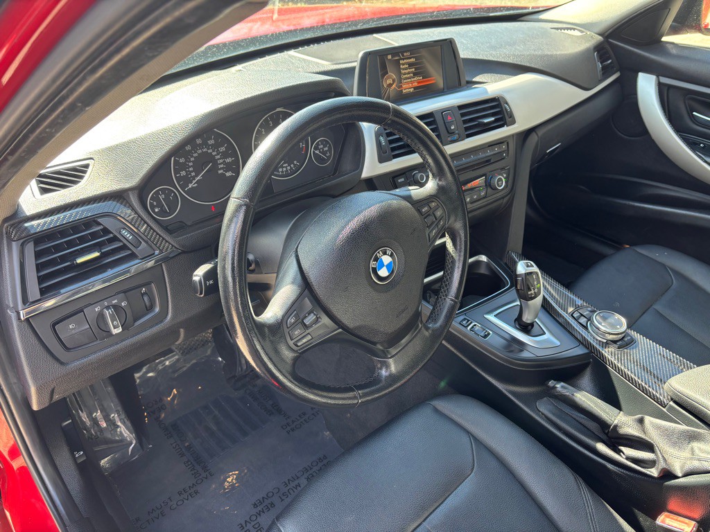 2015 BMW 3 Series Image 24