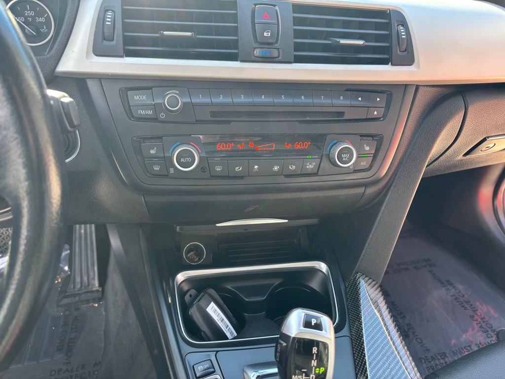 2015 BMW 3 Series Image 48