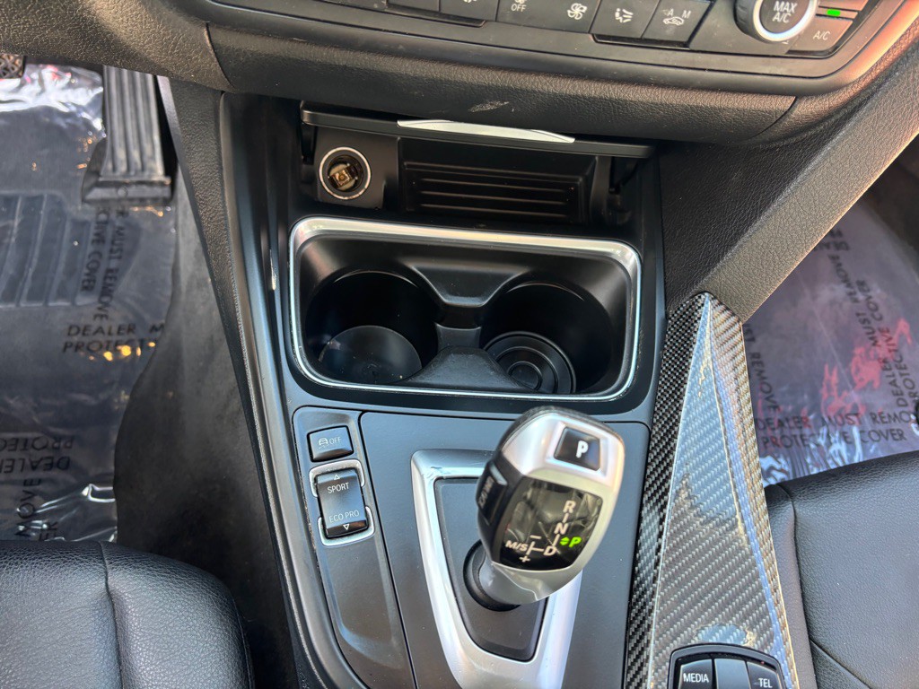 2015 BMW 3 Series Image 49