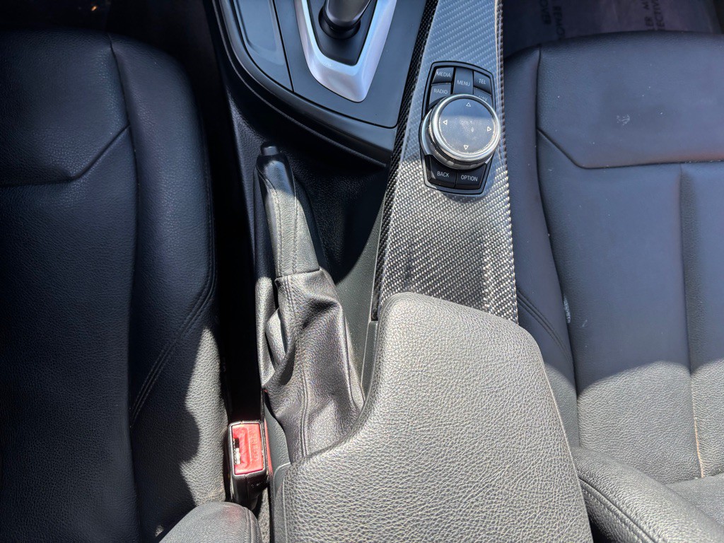 2015 BMW 3 Series Image 51