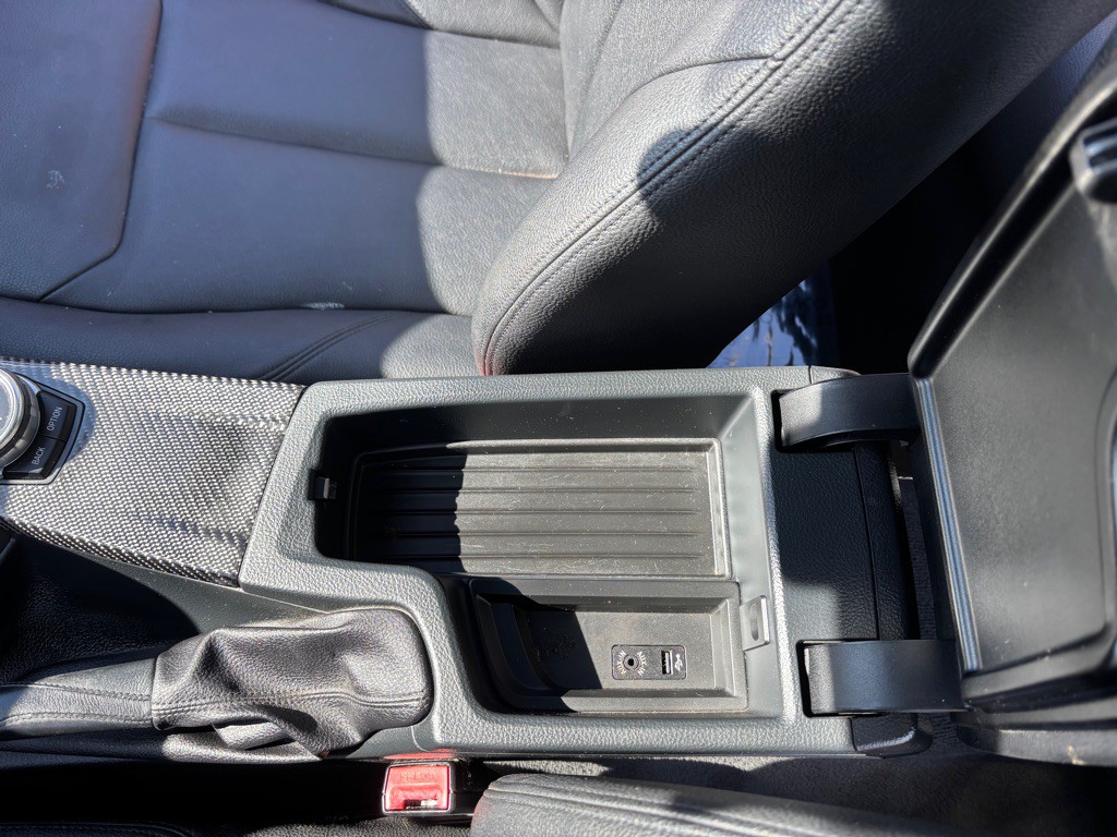 2015 BMW 3 Series Image 52