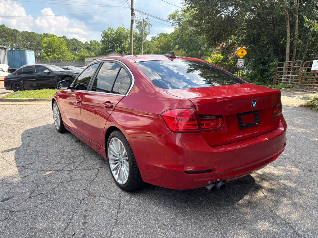 2015 BMW 3 Series Image 12