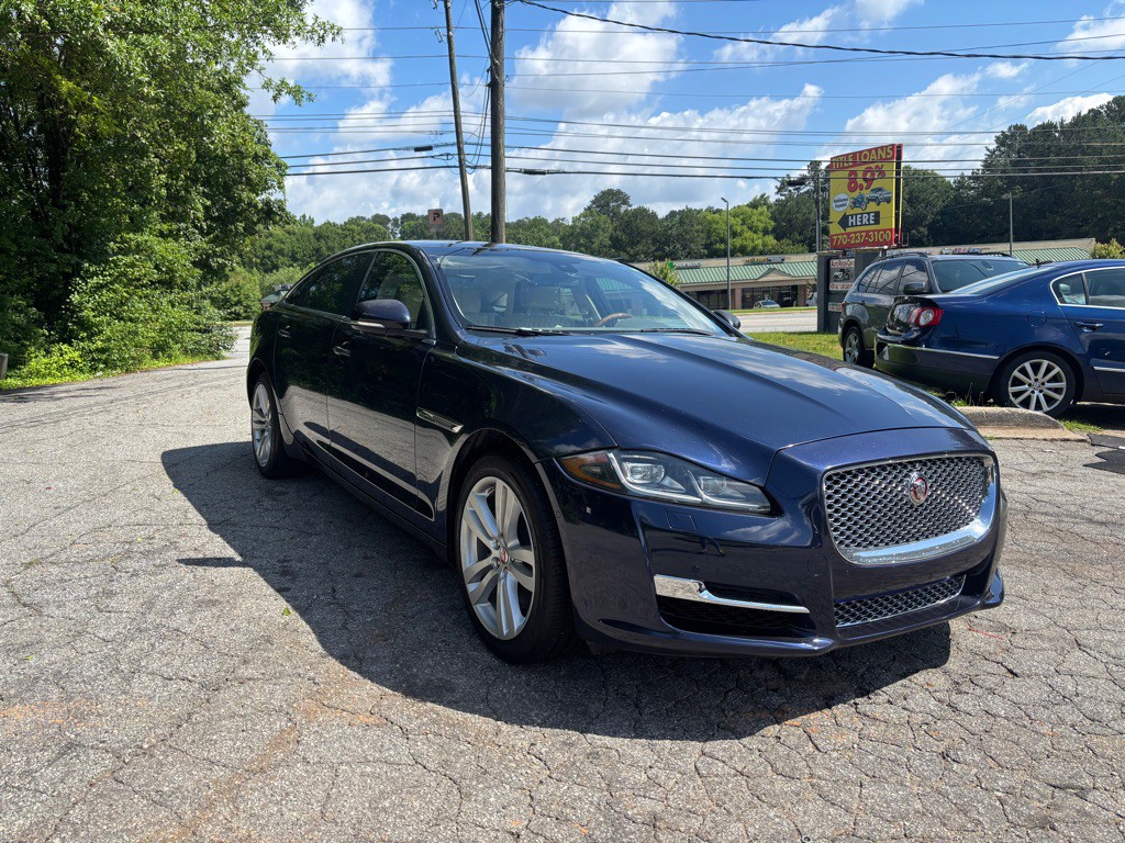 2016 Jaguar XJ Image 7