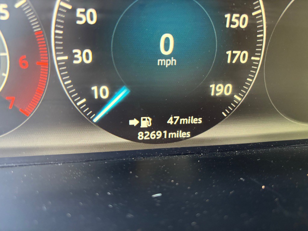 2016 Jaguar XJ Image 55