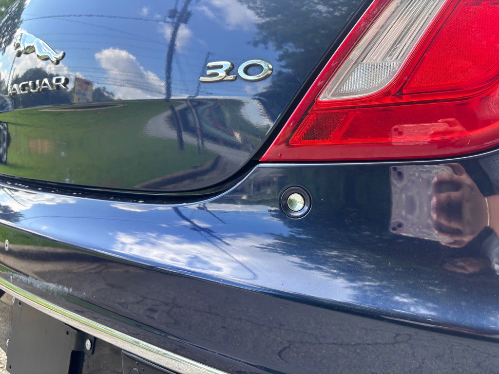 2016 Jaguar XJ Image 56