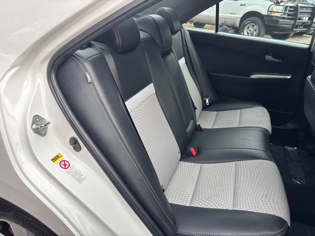 2012 Toyota Camry Image 29