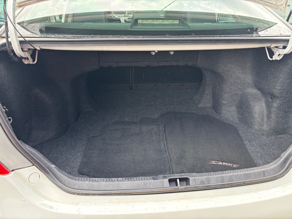 2012 Toyota Camry Image 36