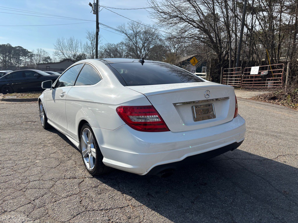 2013 Mercedes-Benz C-Class Image 18