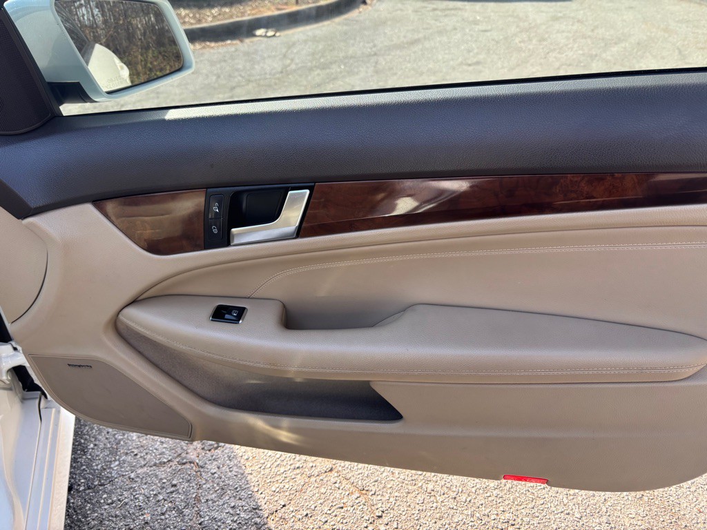 2013 Mercedes-Benz C-Class Image 39