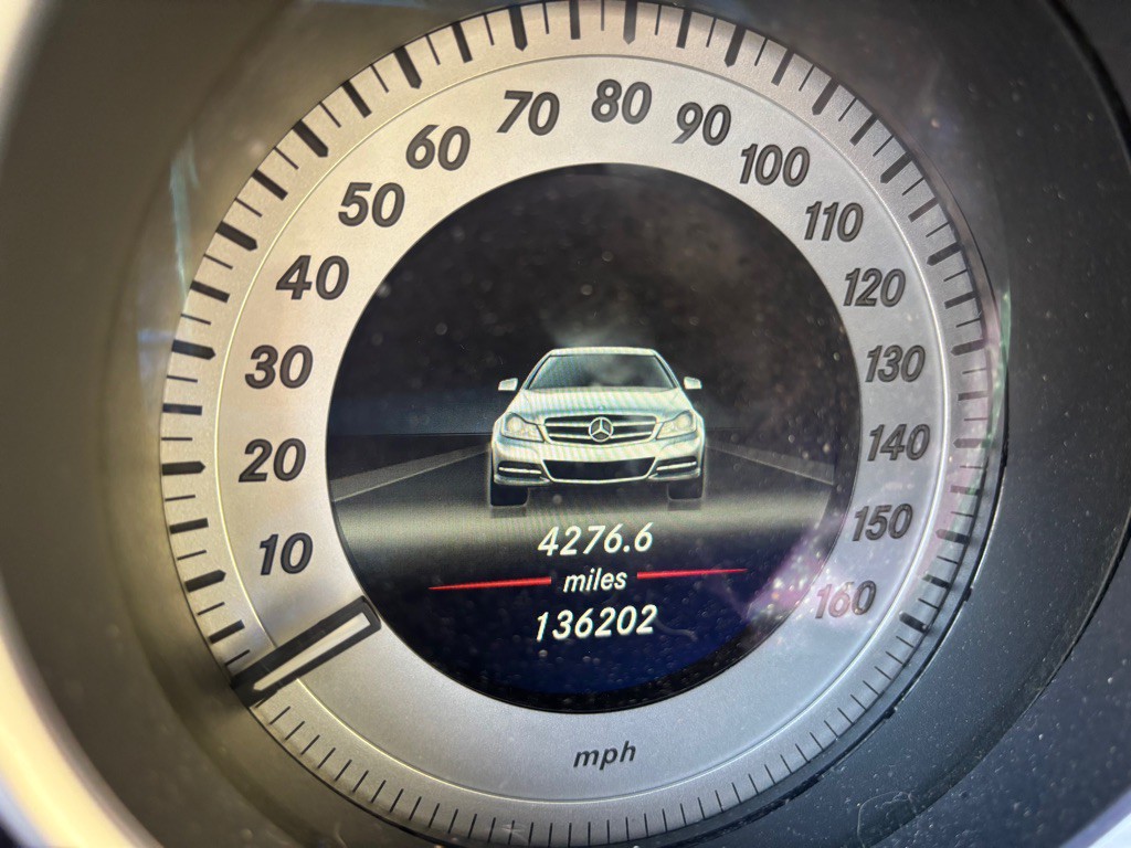 2013 Mercedes-Benz C-Class Image 42