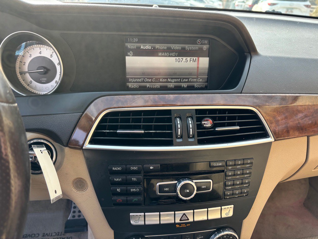 2013 Mercedes-Benz C-Class Image 45