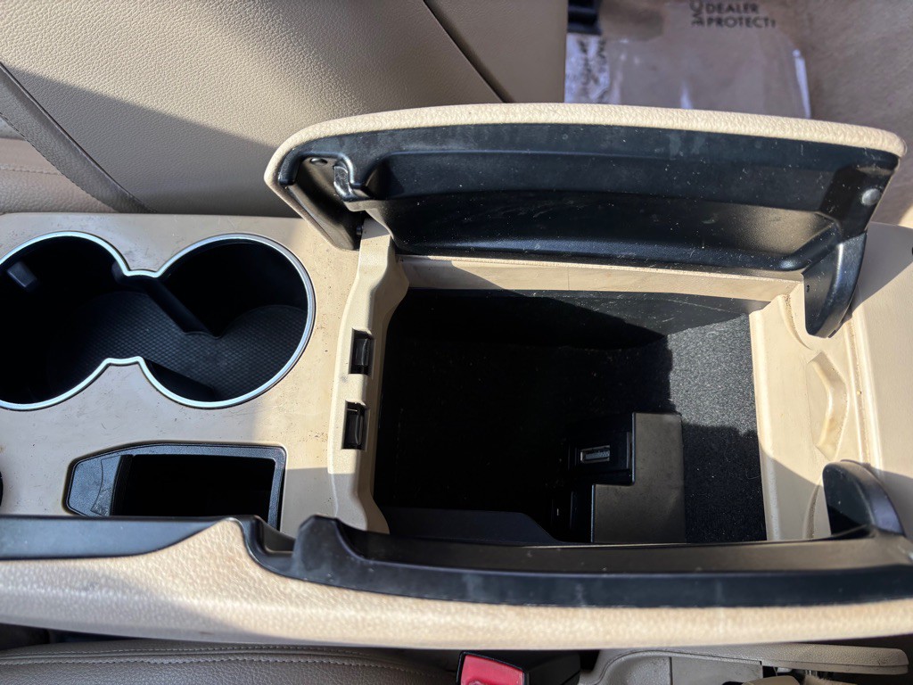 2013 Mercedes-Benz C-Class Image 50