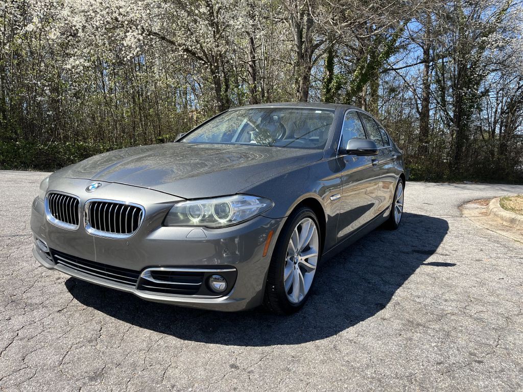 2015 BMW 5 Series Image 2