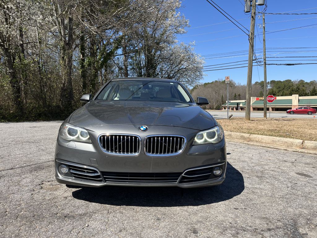 2015 BMW 5 Series Image 3