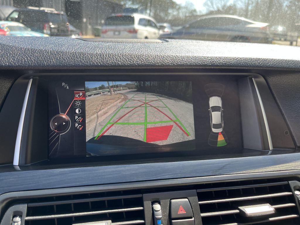 2015 BMW 5 Series Image 12