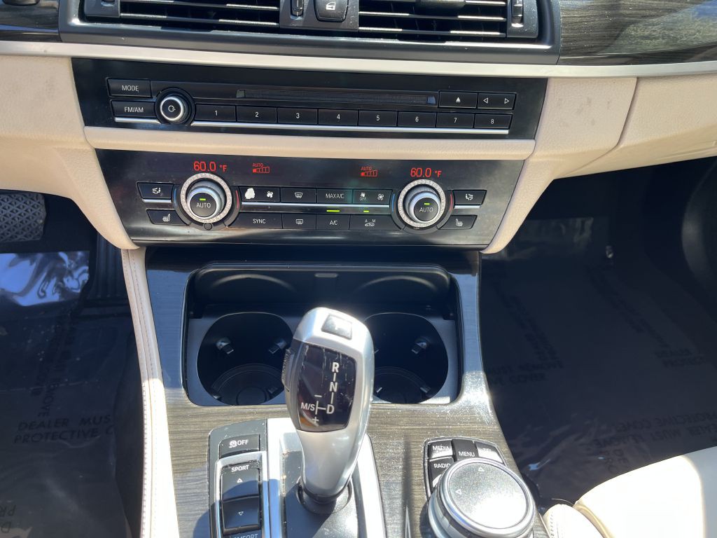 2015 BMW 5 Series Image 14