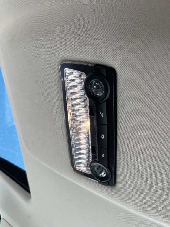 2015 BMW 5 Series Image 27