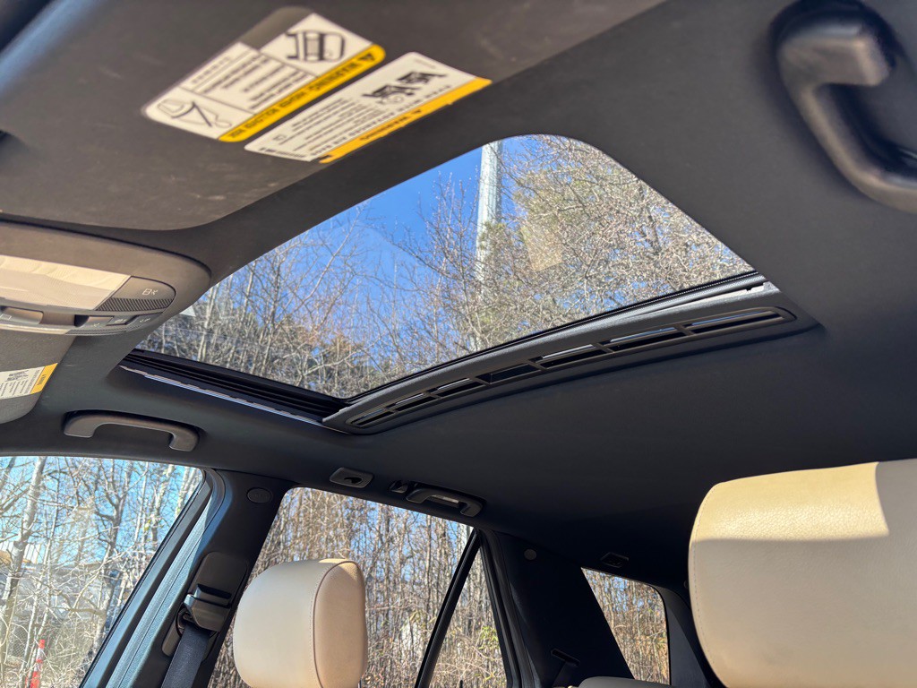 2011 Mercedes-Benz M-Class Image 22