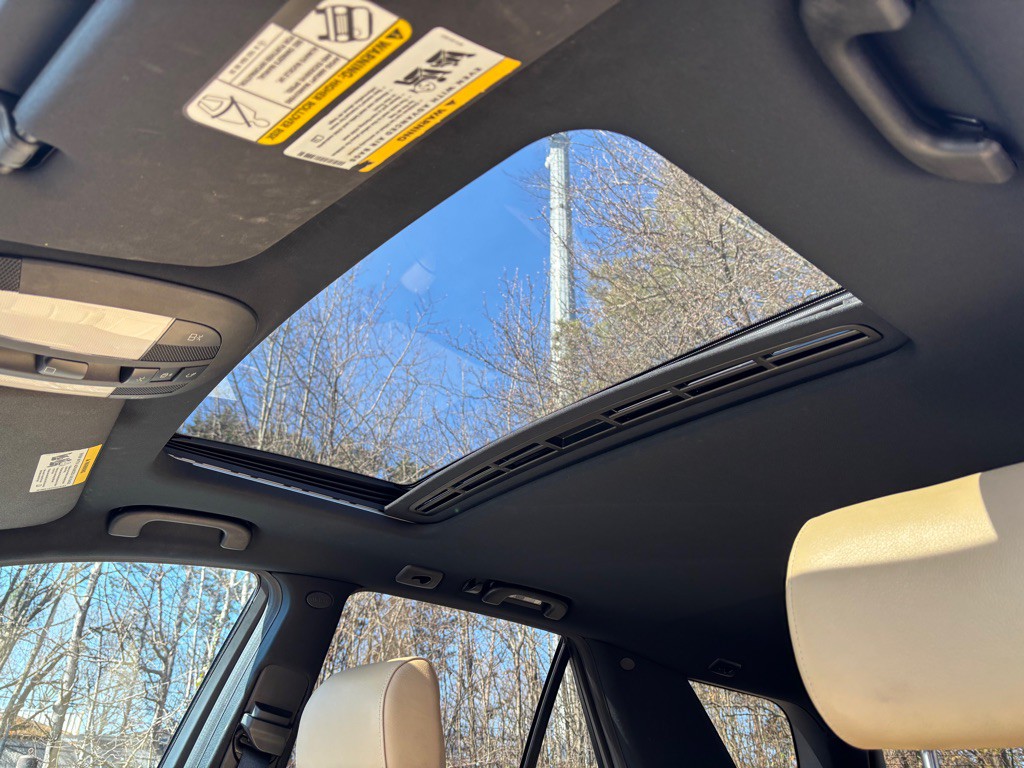 2011 Mercedes-Benz M-Class Image 23