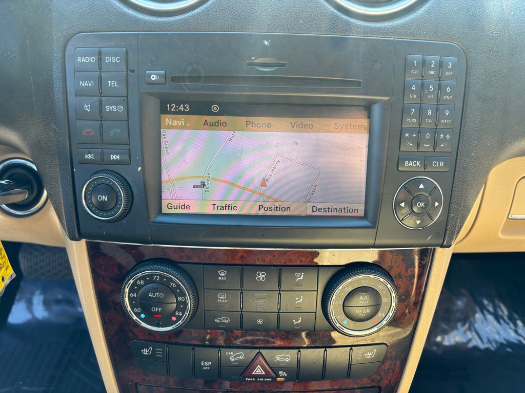 2011 Mercedes-Benz M-Class Image 56