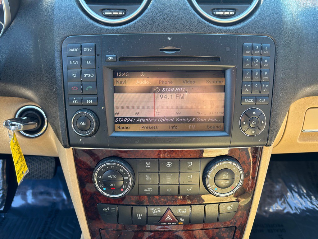 2011 Mercedes-Benz M-Class Image 61