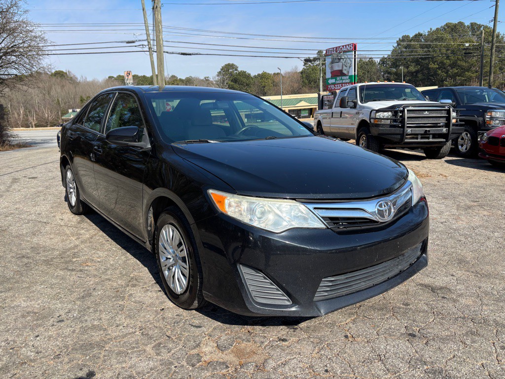 2014 Toyota Camry Image 4