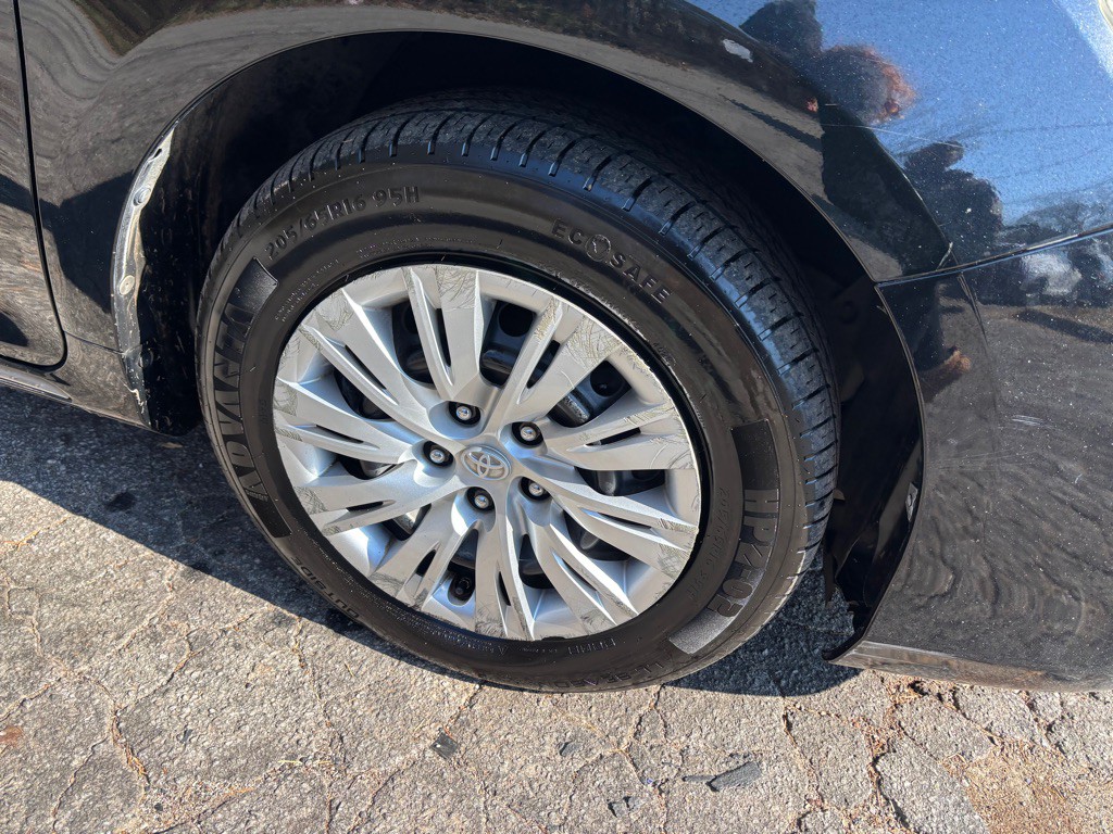 2014 Toyota Camry Image 5