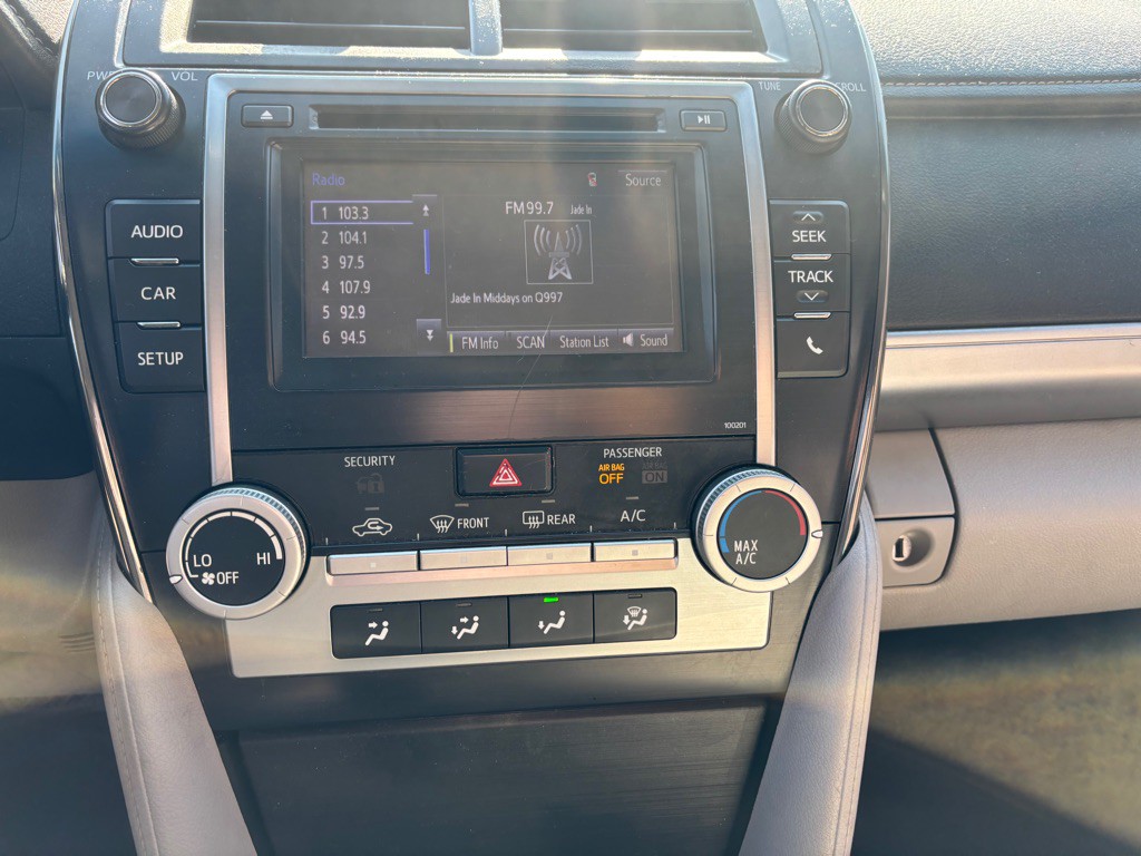 2014 Toyota Camry Image 31