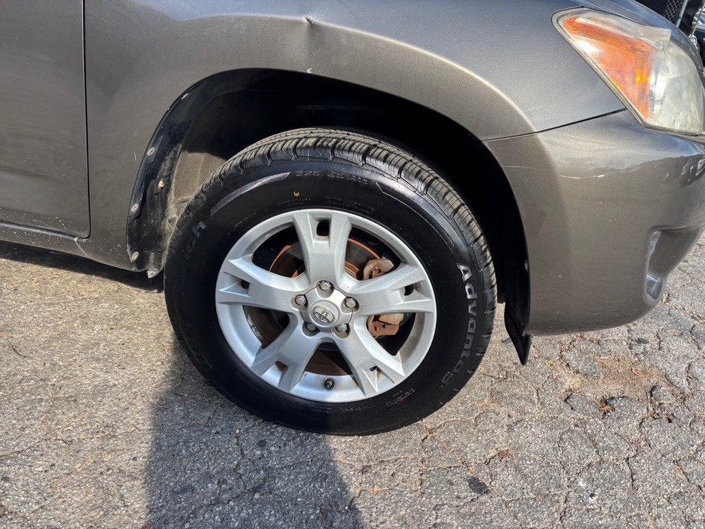 2012 Toyota Rav4 Image 8