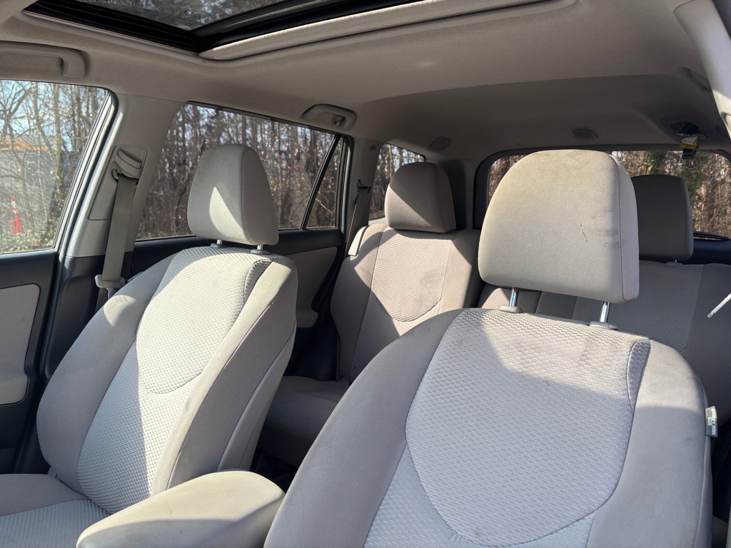 2012 Toyota Rav4 Image 25