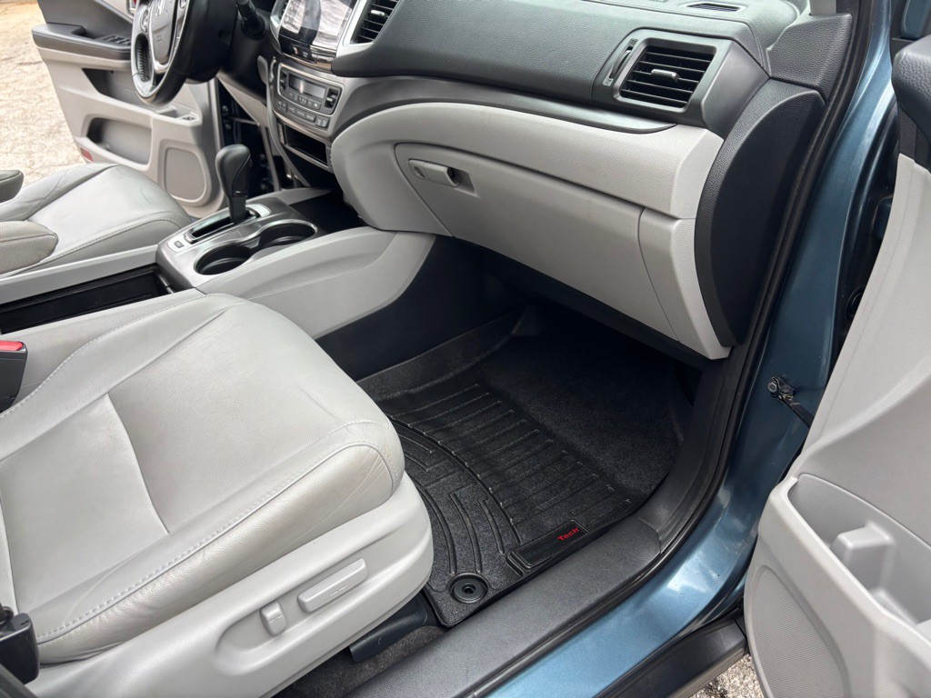 2018 Honda Pilot Image 32