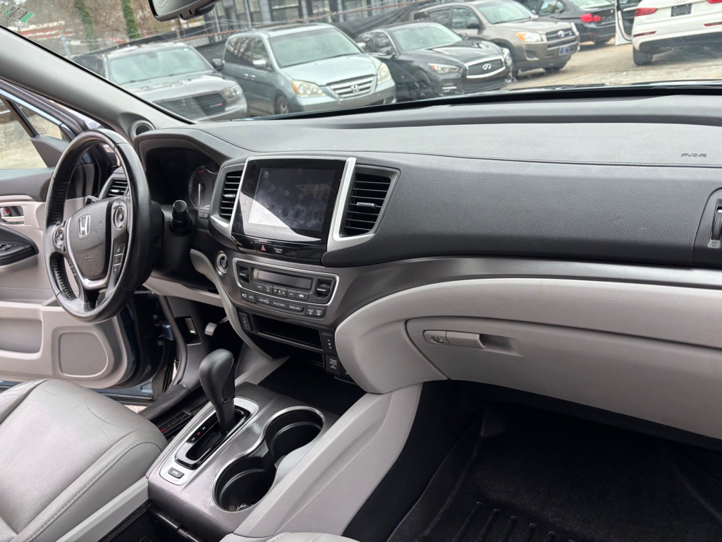 2018 Honda Pilot Image 34