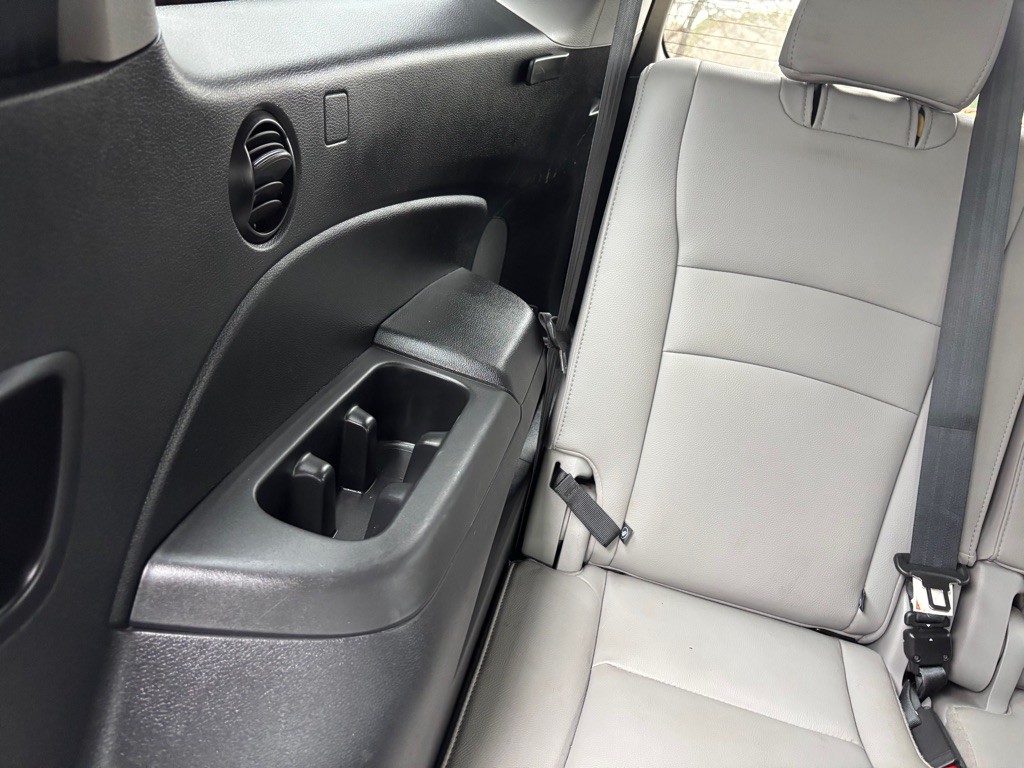 2018 Honda Pilot Image 50