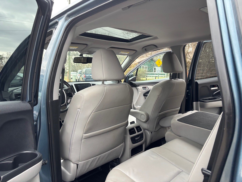 2018 Honda Pilot Image 54