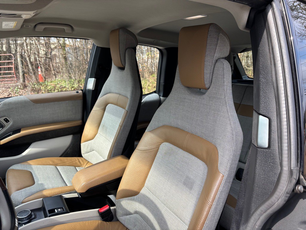 2016 BMW i3 Image 18