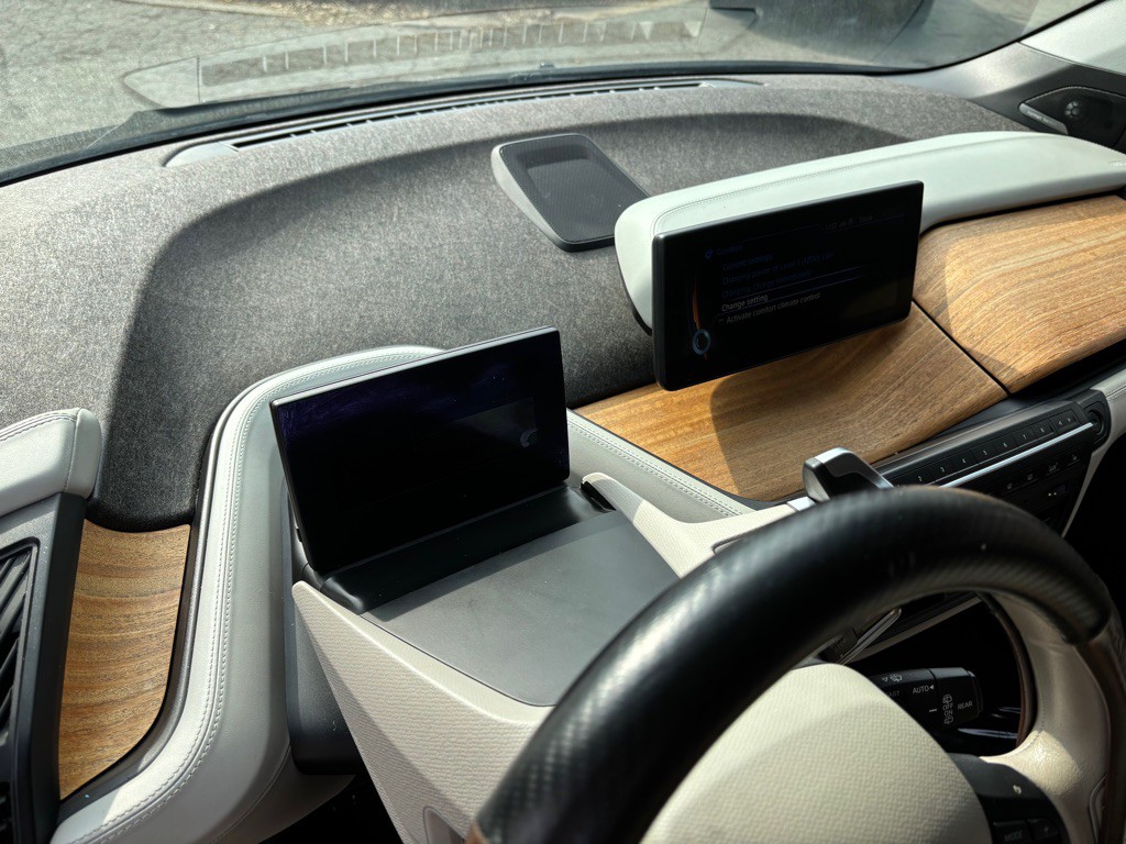 2016 BMW i3 Image 22