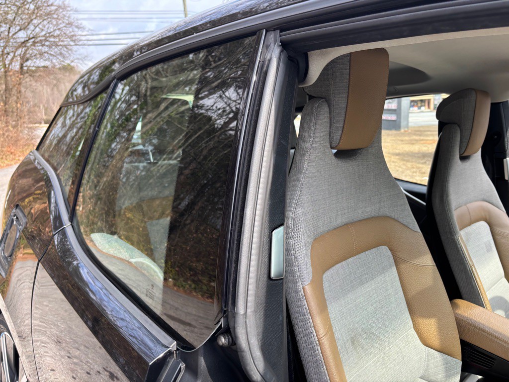 2016 BMW i3 Image 33