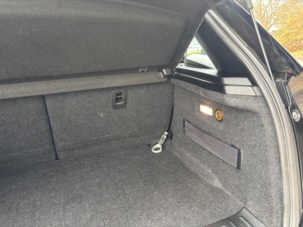 2016 BMW i3 Image 51