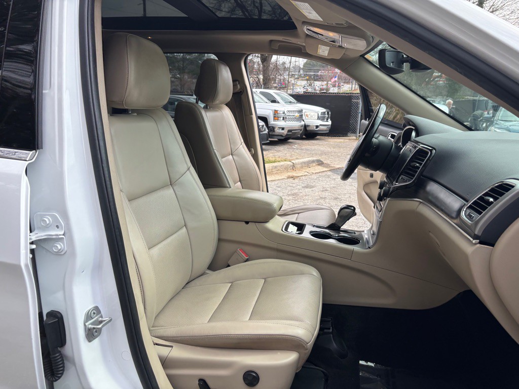 2021 Jeep Grand Cherokee Image 32