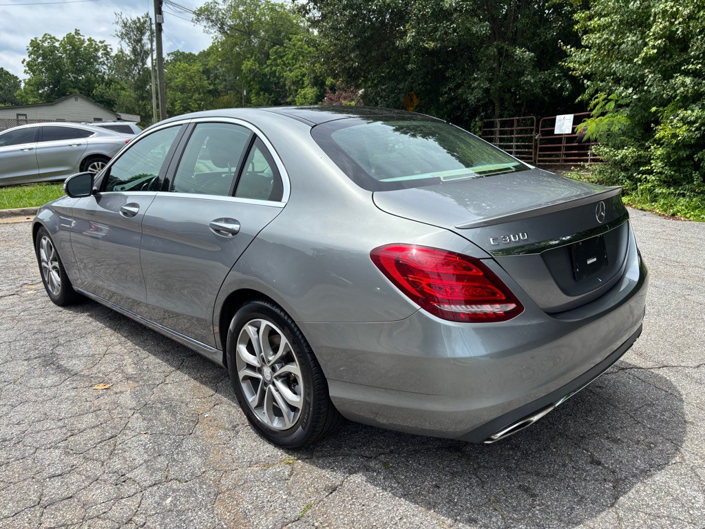 2015 Mercedes-Benz C-Class Image 12