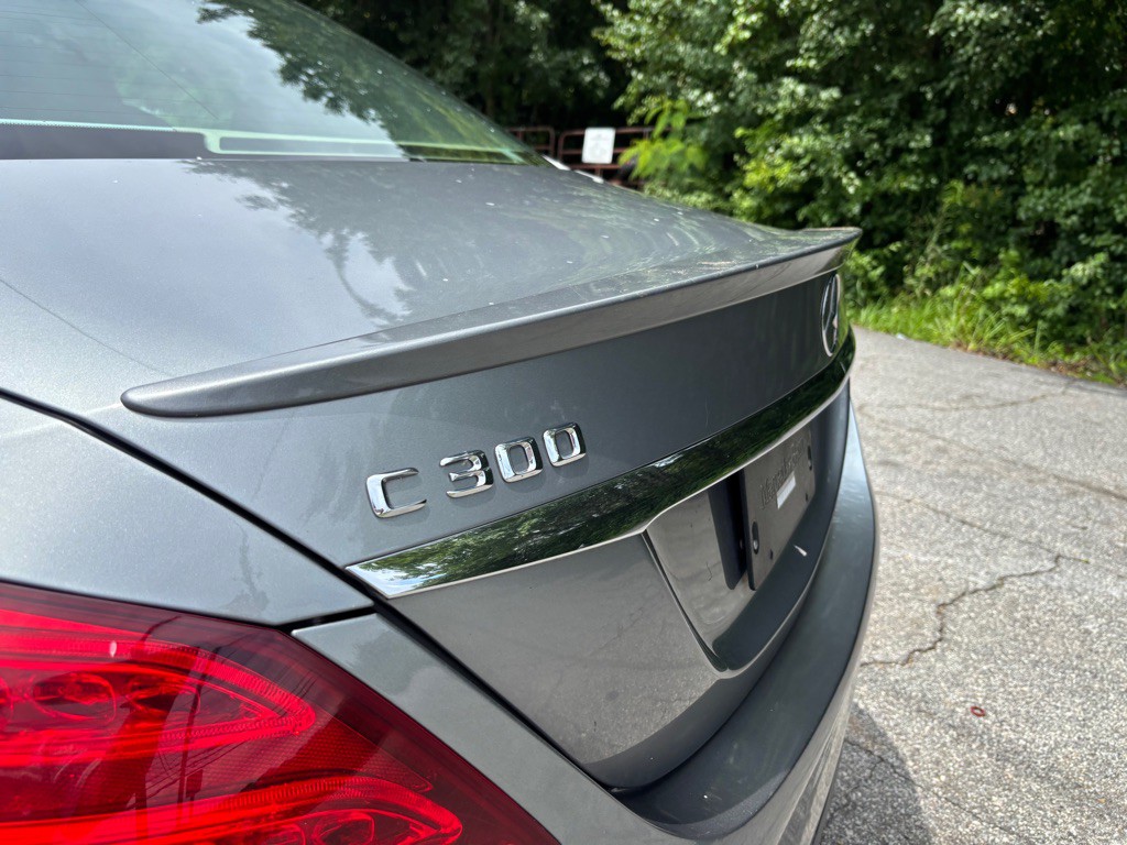 2015 Mercedes-Benz C-Class Image 14