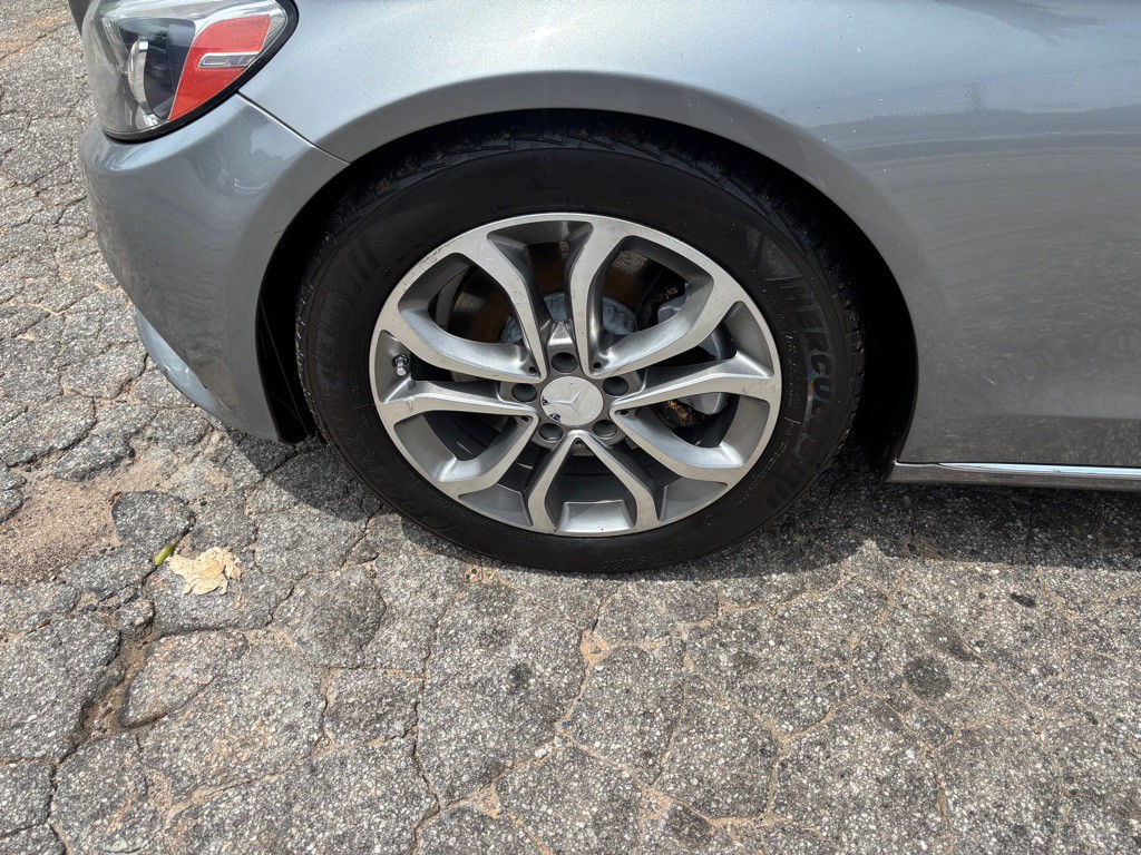 2015 Mercedes-Benz C-Class Image 15