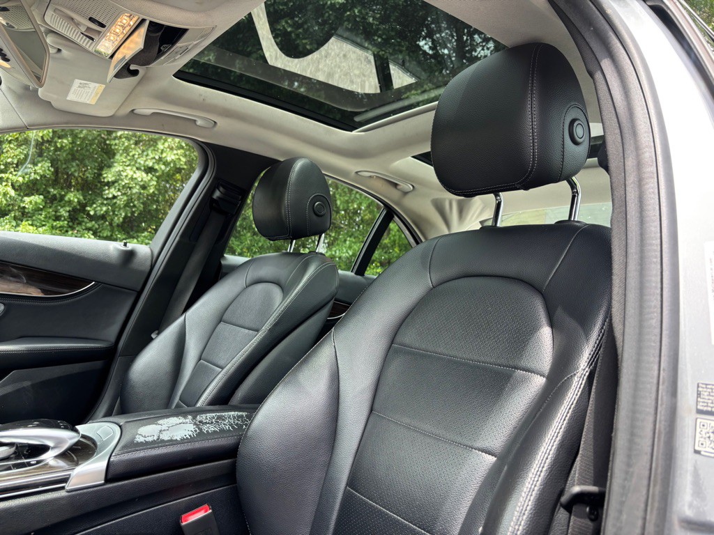 2015 Mercedes-Benz C-Class Image 21