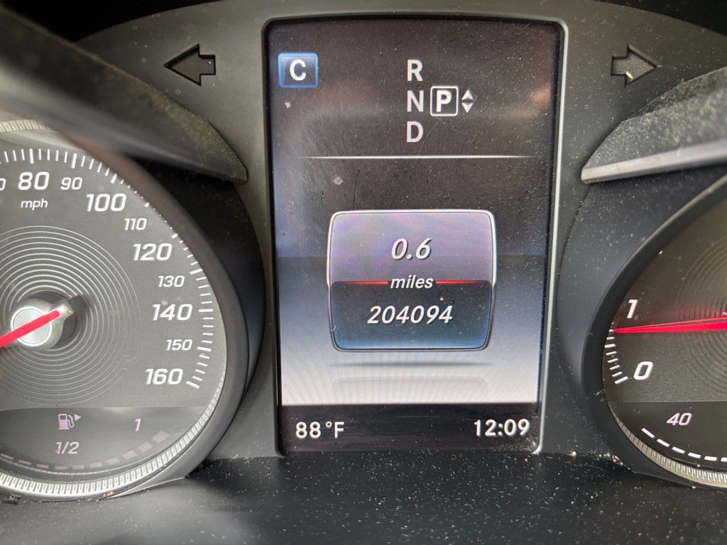 2015 Mercedes-Benz C-Class Image 41