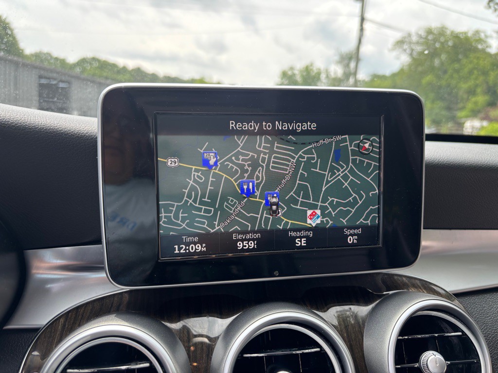 2015 Mercedes-Benz C-Class Image 42