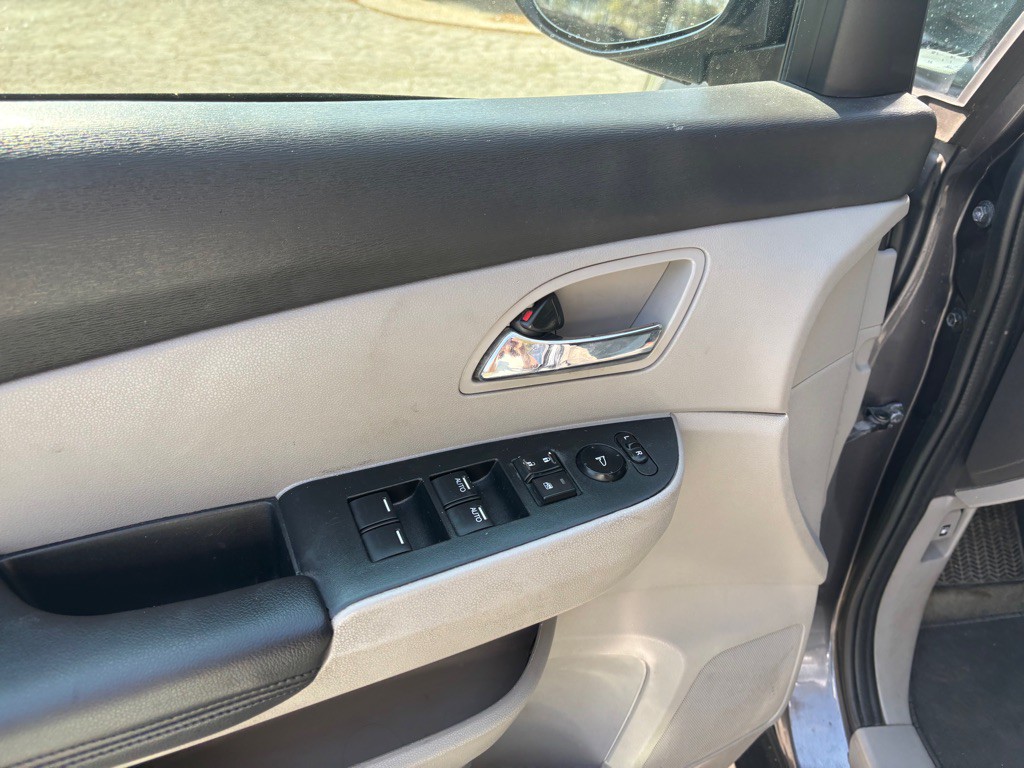 2015 Honda Odyssey Image 12