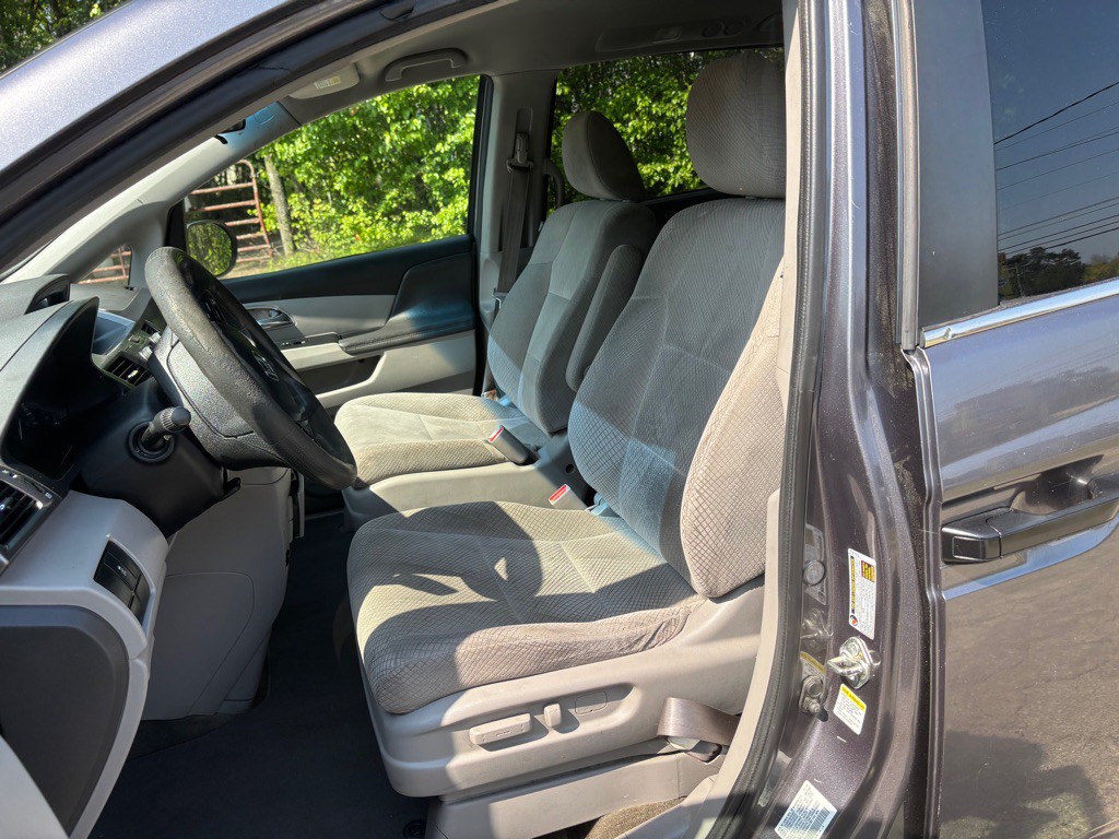 2015 Honda Odyssey Image 15